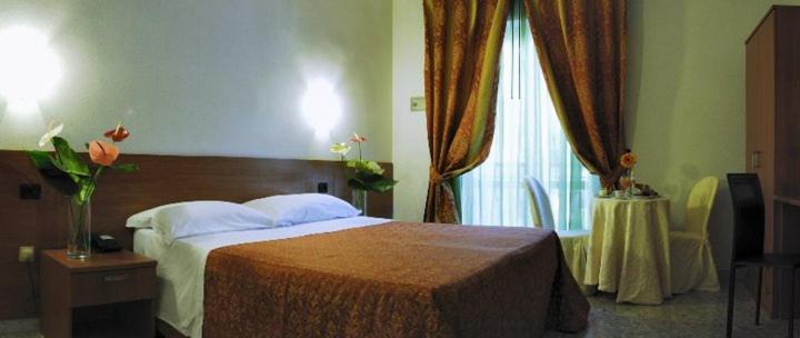 Hotel Villa Giusy 카스텔라네타 마리나 외부 사진